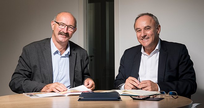 Philippe Delusset (à gauche) et Thierry Lafaye, respectivement président et directeur général d’Océalia, ont présenté le bilan de l’exercice 2020-2021. Photo : CK Mariot 