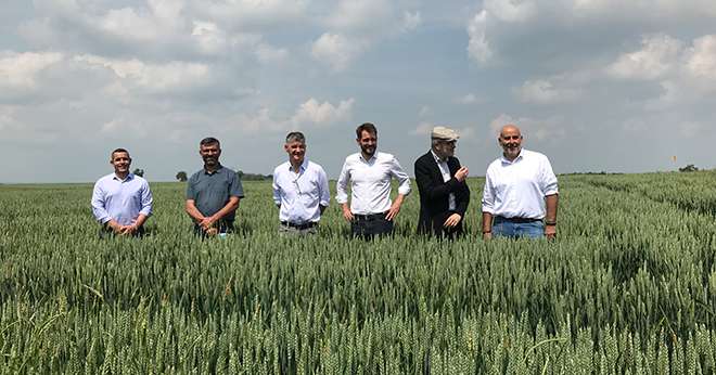 Différents maillons de la filière sont rassemblés dans la chaire Bio4solutions, qui se veut proche du terrain. Photo : Droit Devant