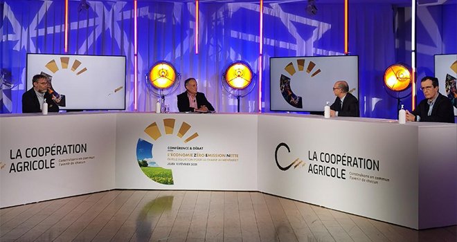La Coopération agricole présentera, au Salon de l'agriculture 2022, sa feuille de route pour une économie « Zéro émission carbone » (ZEN). Photo : mindscanner/Adobe Stock