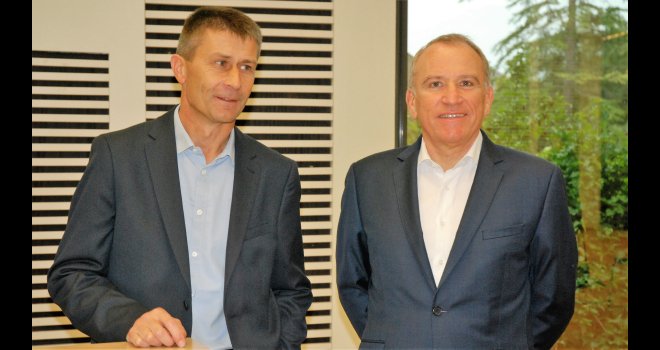 Olivier Chaillou (à gauche), le président de Terrena, et Alain le Floch, le directeur, en amont de l'AG 2020. CP : O.Lévêque/Pixel6TM