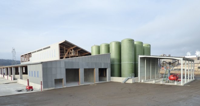 Le stockage de Neuves-Maisons est dimensionné pour accueillir 3 900 tonnes de solution liquide et 7 500 tonnes d’engrais solide. Il permet d’ensacher 1 500 tonnes à l’abri et 1 500 tonnes en extérieur dans des big bags. CP : DR