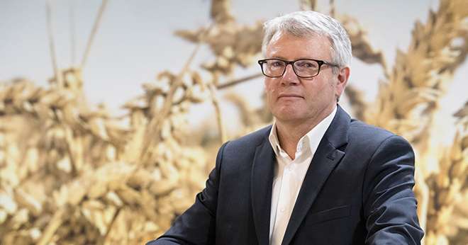 « La mise en place de la blockchain de la farine Savoir Terre s’est faite en interne et avec l’accompagnement de Connecting Food, détaille Jean-François Loiseau, président d’Axéréal. Déjà 300 000 sachets de 1 kg se sont vendus. » Photo : Axéréal