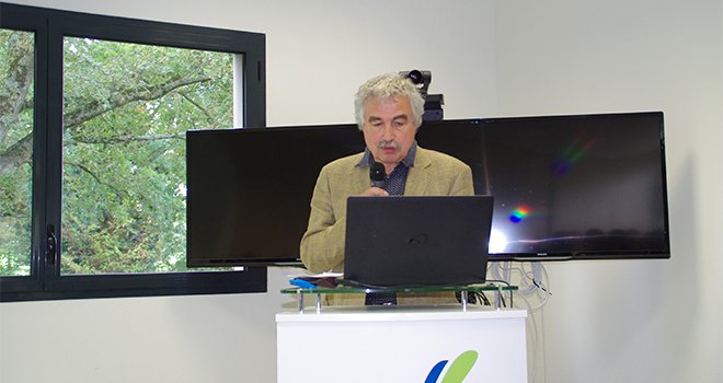Jean-Marc Meynard est venu à Angers expliquer les freins au développement des solutions alternatives aux phyto. CP : Guihard/Pixel6TM