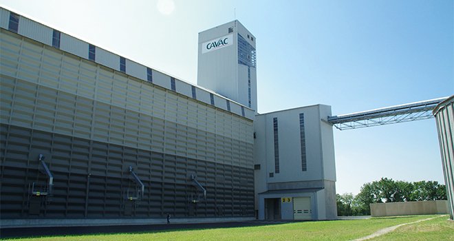 La Cavac vient d’inaugurer l’un de ses plus gros silos de triage et stockage de céréales. M.-D. Guihard/Pixel6TM