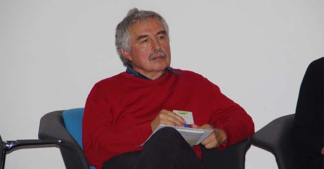 Guihard/Pixel image/ Le colloque Inra/Esa a traité des changements de pratique pour des systèmes agricoles et alimentaires durables./ Jean-Marc Ménard, le directeur de recherche Inra, est intervenu sur les pratiques agricoles.  