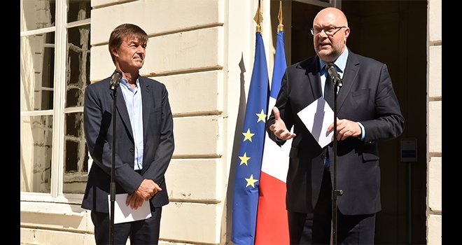 Nicolat Hulot et Stéphane Travert ont réuni les professionnels agricoles, la distribution, la recherche et les acteurs de l’agroalimentaire pour annoncer plusieurs mesures concernant la sortie du glyphosate.