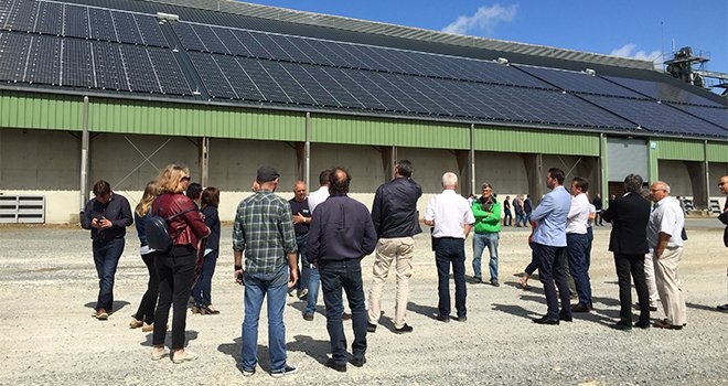 Le 1er juin, la coopérative Terre Atlantique a inauguré sa nouvelle centrale photovoltaïque sur son silo de Fontenet, au sud de Saint-Jean-D’Angély (Charente-Maritime). Photo Terre Atlantique