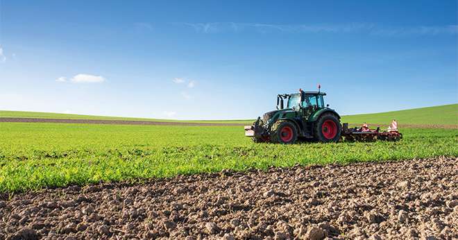 Une séparation capitalistique de la vente et du conseil des phyto aura des impacts directs sur le métier des technico-commerciaux. CP : Image’in/fotolia