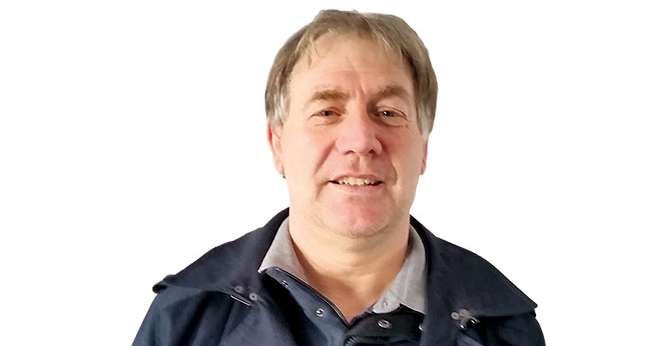 « Peu de personnes peuvent conseiller les agriculteurs sur le bas volume, indique Luc Vandeputte, responsable du service agronomique d’Agora. Et les agriculteurs sont demandeurs. C’est donc à la coopérative de s’adapter à leurs besoins afin de maintenir une bonne relation avec eux. À défaut, ils se rapprocheront d’autres organismes. » Photo : DR