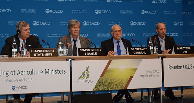 Réunion ministérielle sur l'agriculture à l'OCDE avec Tom Vilsack, Stéphane Le Foll, Angel Gurria et Ken Ash. Photo : M. Gagneux/Pixel image