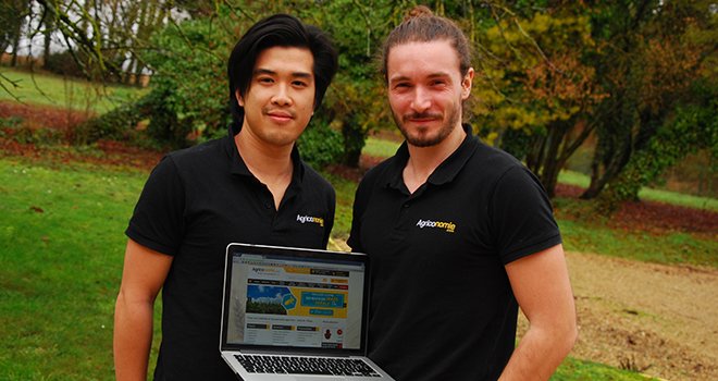 Paolin Pascot, à droite, et Dinh Nguyen, à gauche, sont deux des trois cofondateurs d'Agriconomie. Photo : M. Lecourtier/Pixel image