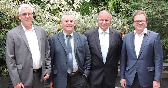 De gauche à droite, pour le lancement d’Actura : Jean-Baptiste Barbazanges (directeur réseau), Frédéric Carré (président), Xavier Bernard (vice-président), Éric Barbedette (directeur général). Photo : Actura