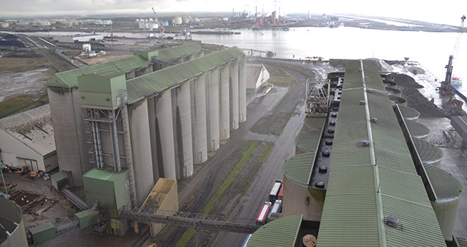 Les capacités de stockage de Nord Céréales au port de Dunkerque sont de 330800 tonnes. © S.Bot/Pixel image