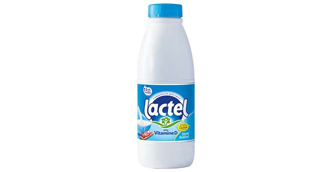 La bouteille 1 litre de lait demi-écrémé est la référence la plus créatrice de valeur avec plus de 10 M€ de CA. © Lactel