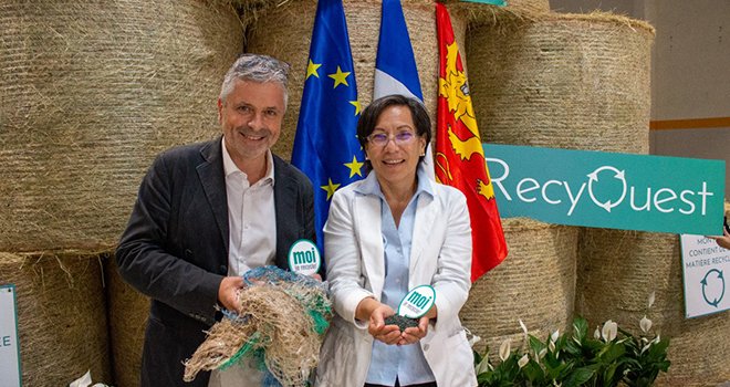 Pierre de Lépinau, directeur d’Adivalor, et Marcela Moisson, fondatrice et présidente de RecyOuest. Photo : RecyOuest/Adivalor
