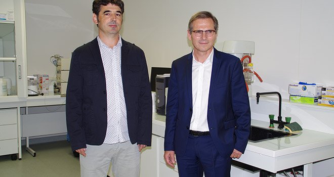 David Guilet (à gauche) et Pierre Chicoteau présentent le Lab Com FeedInTech lots d’une conférence de presse à Angers le 6 septembre. Photo : M.-D. Guihard/Pixel Image