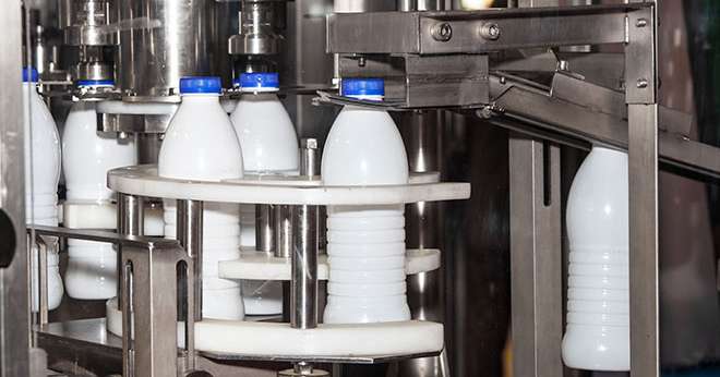 Le lait conditionné est le principal produit fabriqué à partir du lait biologique. Photo: prescott09/Fotolia