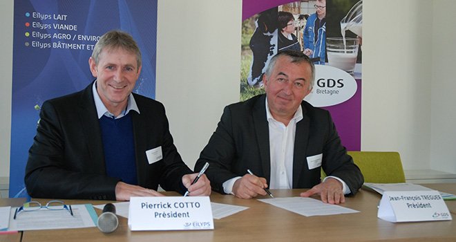 Pierrick Cotto, président d'Eilyps (à gauche) et Jean-François Treguer, président du GDS Bretagne ont signé la convention le 9 février au siège d'Eilyps à Pacé (Ille-et-Vilaine). Photo: N Tiers/Pixel image.