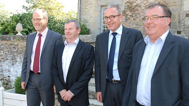 De gauche à droite : Hervé Scoarnec, Michel Foucher, Maxime Vandoni, Hubert Garaud. Photo : Nathalie Tiers/Pixel image.