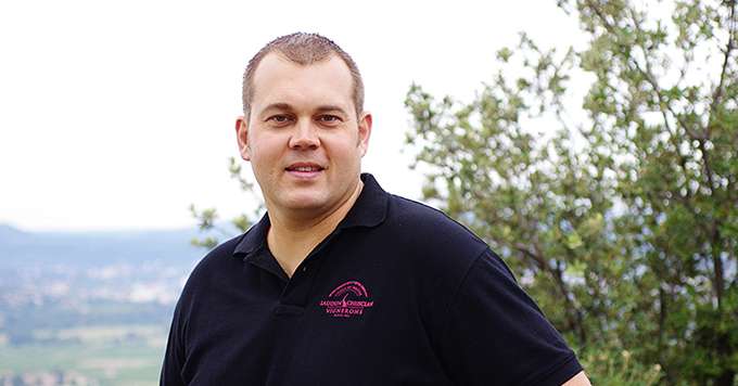 Gregory Brunel est vice-président de la cave coopérative de Laudun Chusclan. Il a suivi une formation Coop’Pilote, pour mieux appréhender son rôle d’administrateur. Photo : Cave Laudun Chusclan