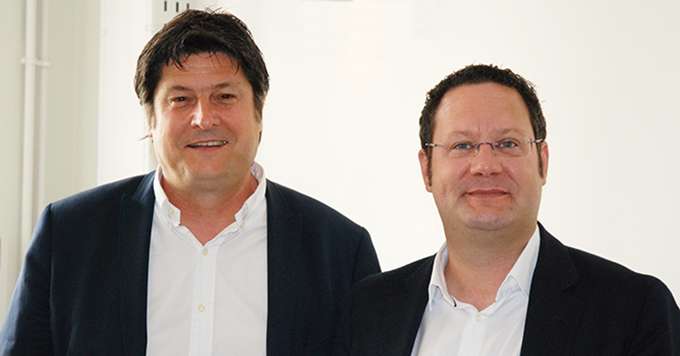 Marc Bonin (à gauche), et Nicolas Emereau, respectivement président et directeur de la Cave Robert & Marcel, Alliance Loire, et de la nouvelle structure "Les Vignerons Robert & Marcel". Photo : O.Lévêque/Pixel Image.