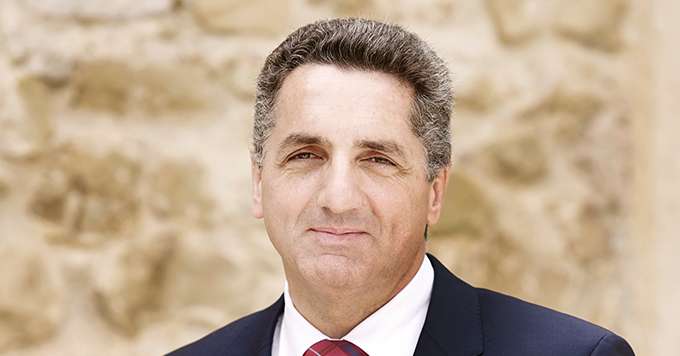 Bertrand Girard est président du directoire de Vinadéis, premier groupe coopératif vitivinicole de France, et directeur général d’InVivo Wine. Photo : Vinadéis