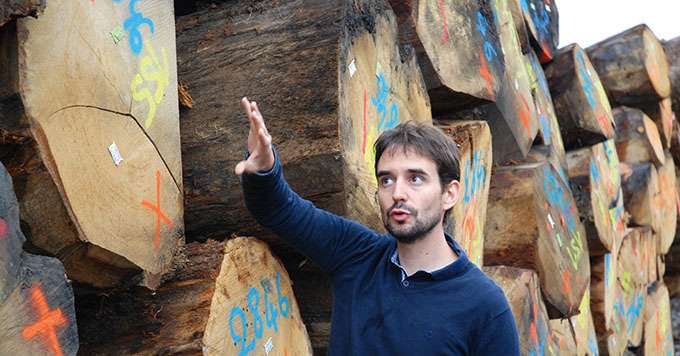 « Nous sommes actuellement dans une de recherche de complexité, possible grâce au bois », explique Thomas Giordanengo, ingénieur R&D chez Radoux. Photos : O. Lévêque/Pixel Image