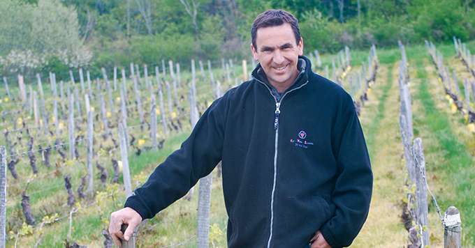 Christophe Lapalus exploite 17 ha autour de Pierreclos dans le Mâconnais (Bourgogne). © E.Thomas/Pixel Image