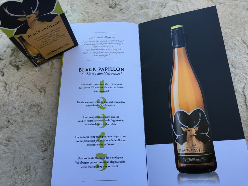 Black Papillon : un vin d'assemblage en AOP Alsace de Wolfberger. Photo : Audrey Domenach / Pixel image.