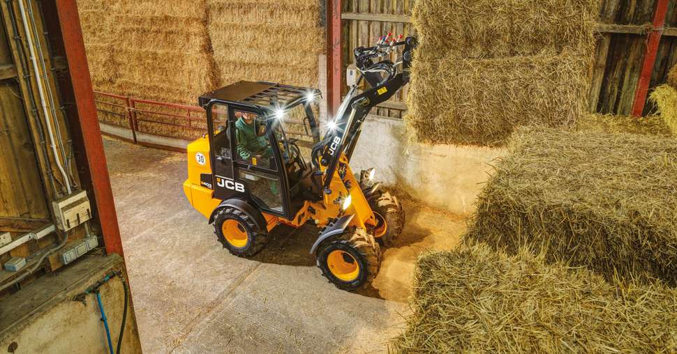 JCB: l’agro-chargeuse 403 Plus double sa puissance et atteint 50 ch