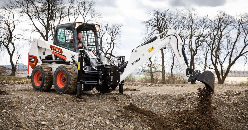 Bobcat: de nouvelles pelles rétro utilisables avec des accessoires hydrauliques
