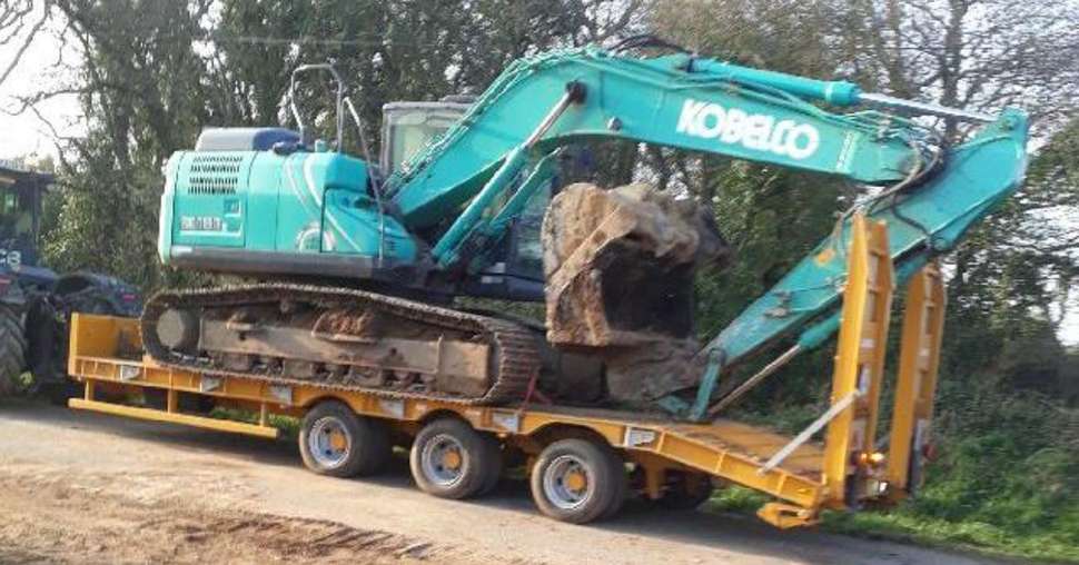 Un porte-engins pour circuler à 40 km/h.