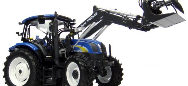 Universal Hobbies - New Holland T6020