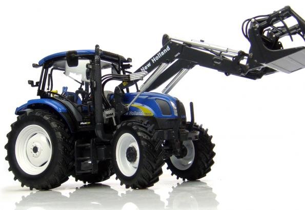 Universal Hobbies - New Holland T6020