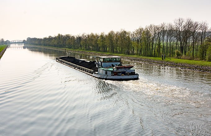 Le projet canal Seine-Nord gelé en plein été. © Ingwio/Fotolia