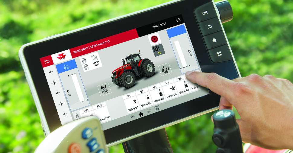 Le Datatronic 5, l’écran tactile par Massey Ferguson. © Massey Ferguson