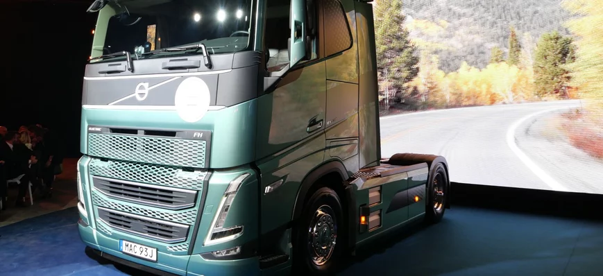 Le Volvo FH Electric élu camion de l'année 2024 !