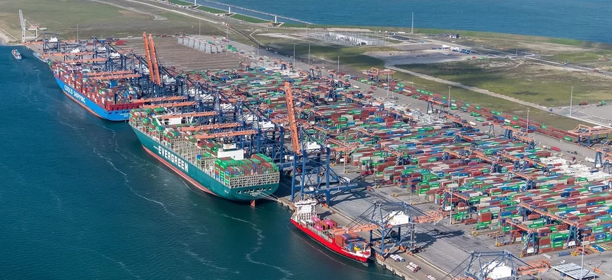 Port de Rotterdam : le conteneur de retour à de me
