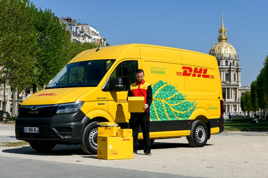 DHL Camionnette Livraison colis