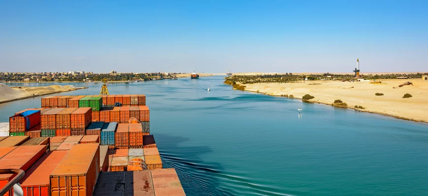 Les revenus du canal de Suez en baisse de 23,4 % s