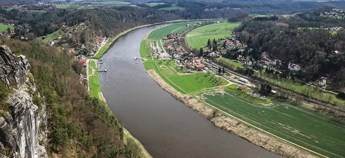 Développement de la navigation sur l'Elbe : un acc