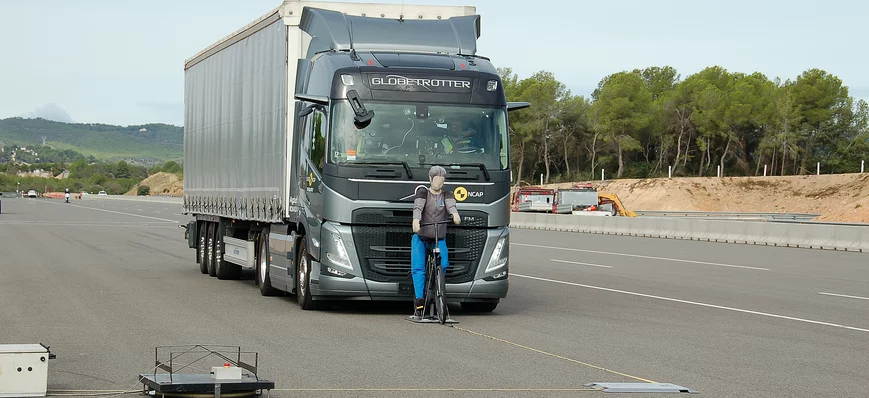 Sécurité : Volvo Trucks reçu 5 sur 5 avec le FM et