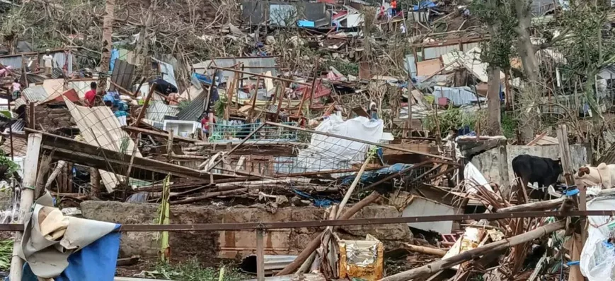 Cyclone à Mayotte : les collectivités locales appe