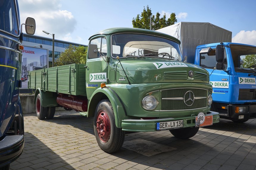 Le Mercedes-Benz L 322, 25 ans d'activité