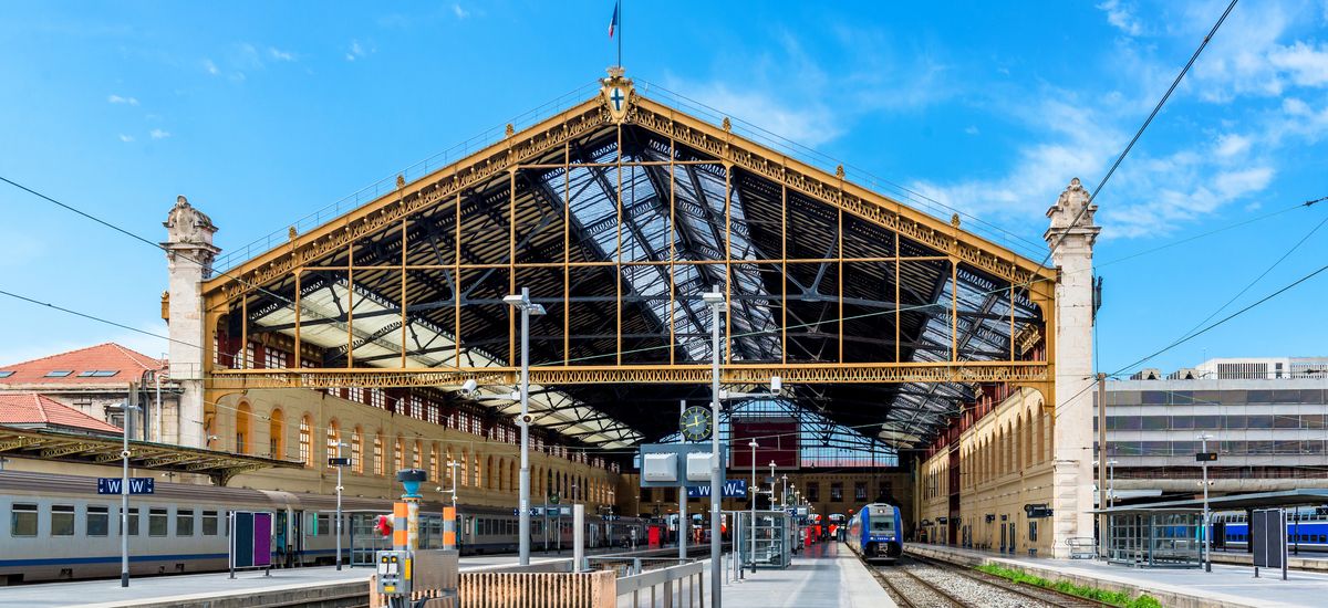 Incendie A La Gare Saint Charles Quelles Solutions Pour Voyager Au Depart De Marseille Tour Hebdo