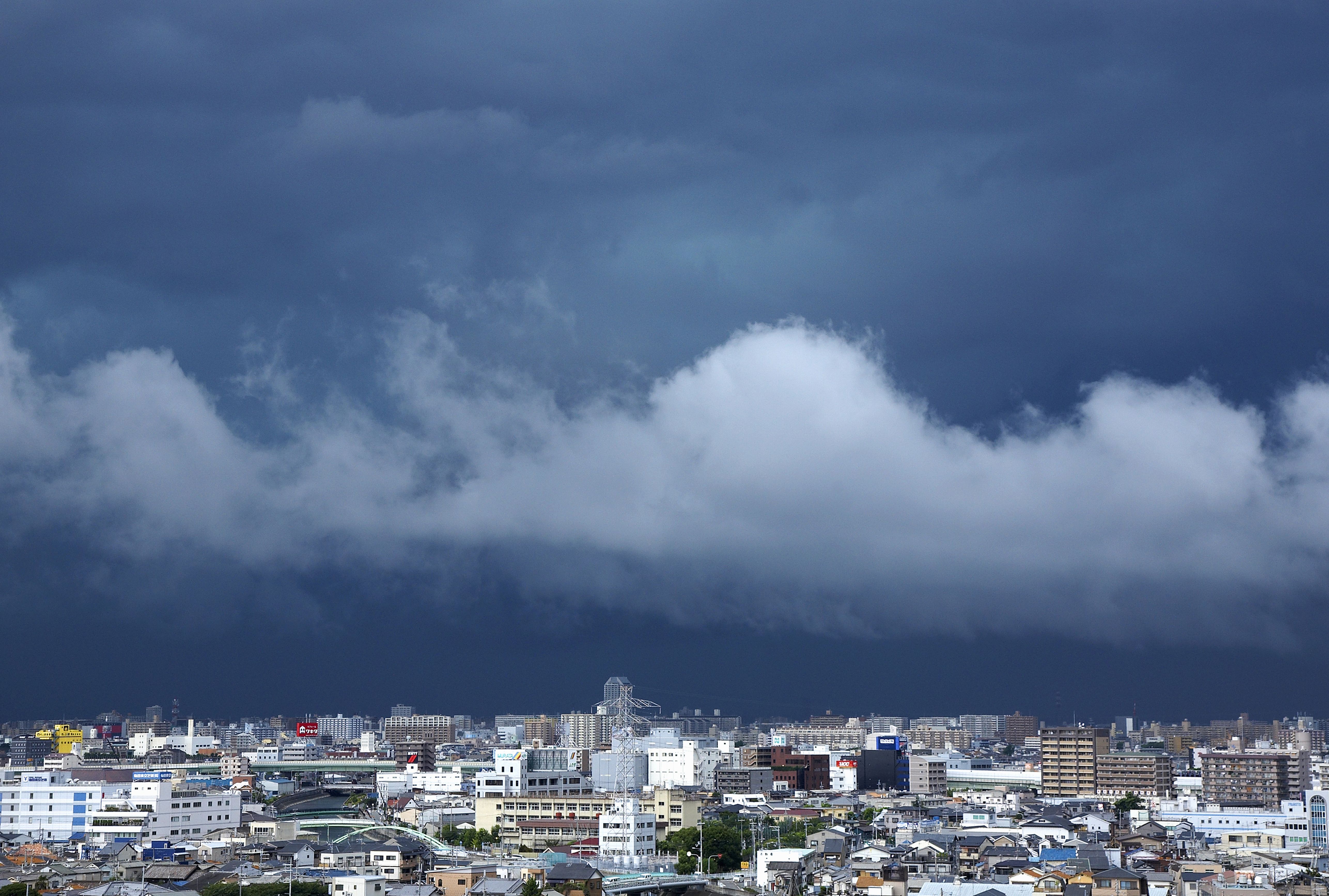 Le typhon Cimaron balaie le Japon 