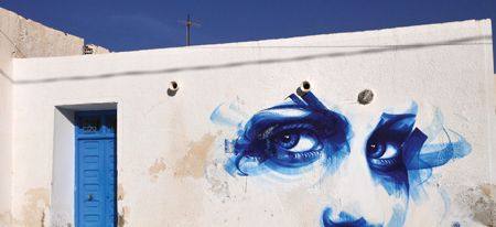 { element.images.0.titre }}