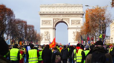 Les gilets jaunes continuent de mettre à mal le tourisme 