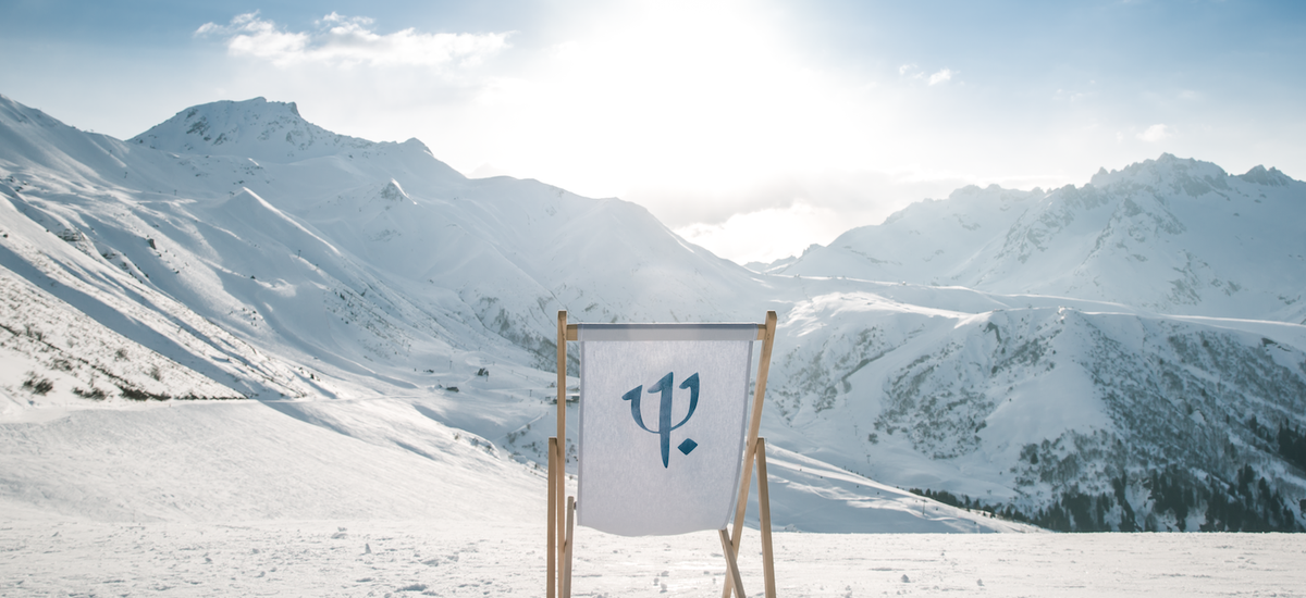 { element.images.0.titre }}