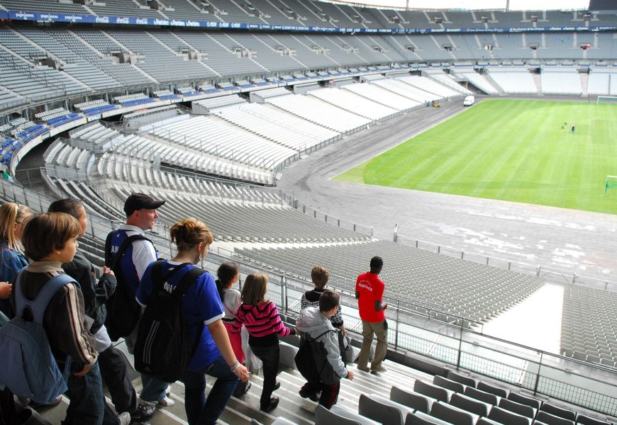 Zoom sur les stades visite sans crampons Bus & Car Tourisme de Groupe